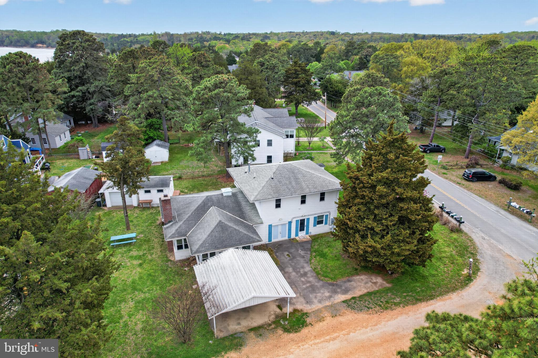 COVE POINT - Residential