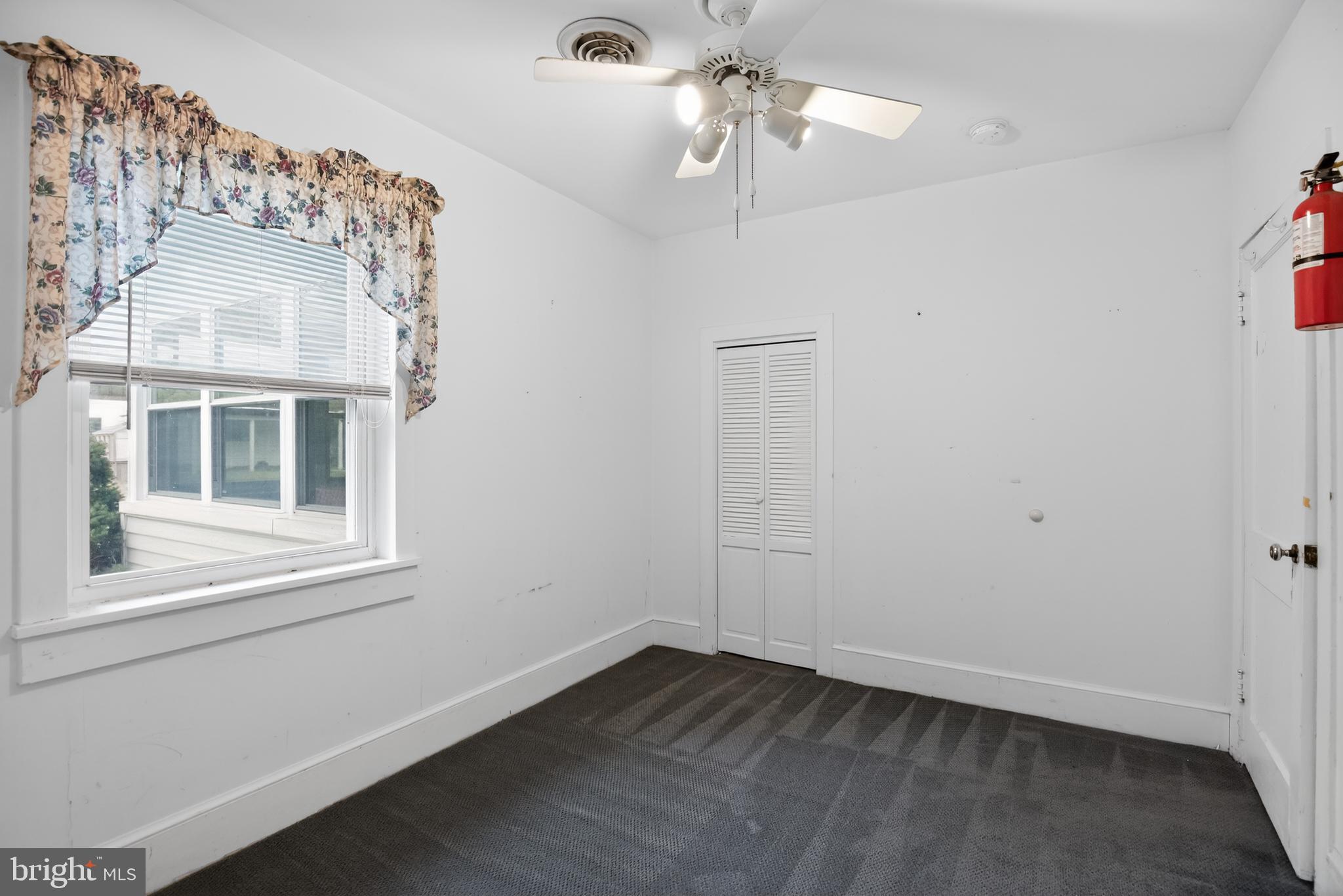 COVE POINT - Residential