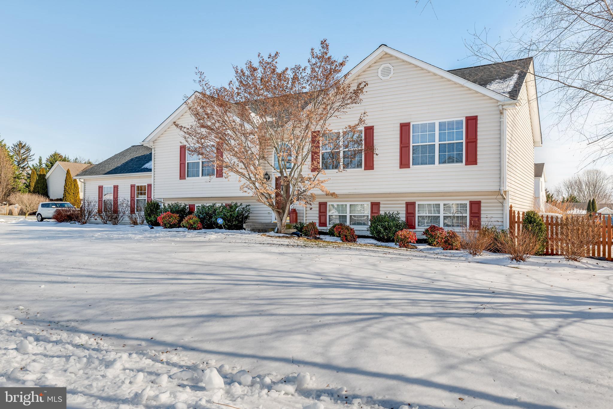 BRIAR RUN - Residential