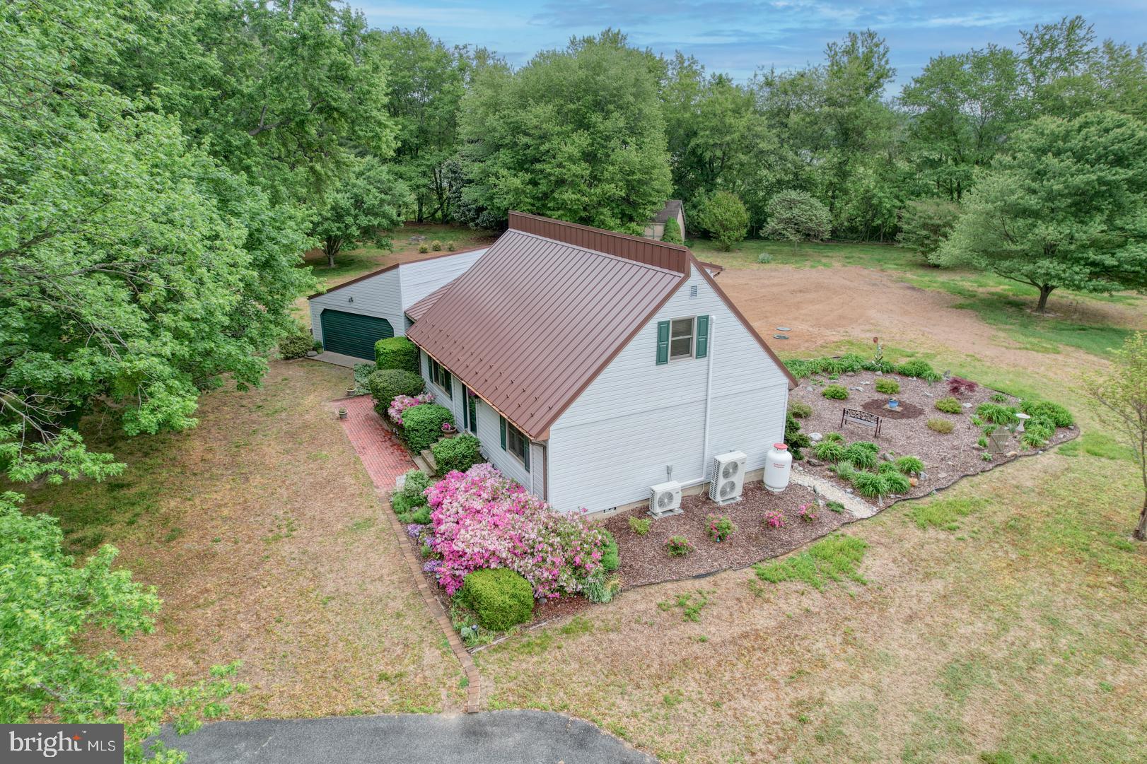 866 MCCAULEY POND ROAD
