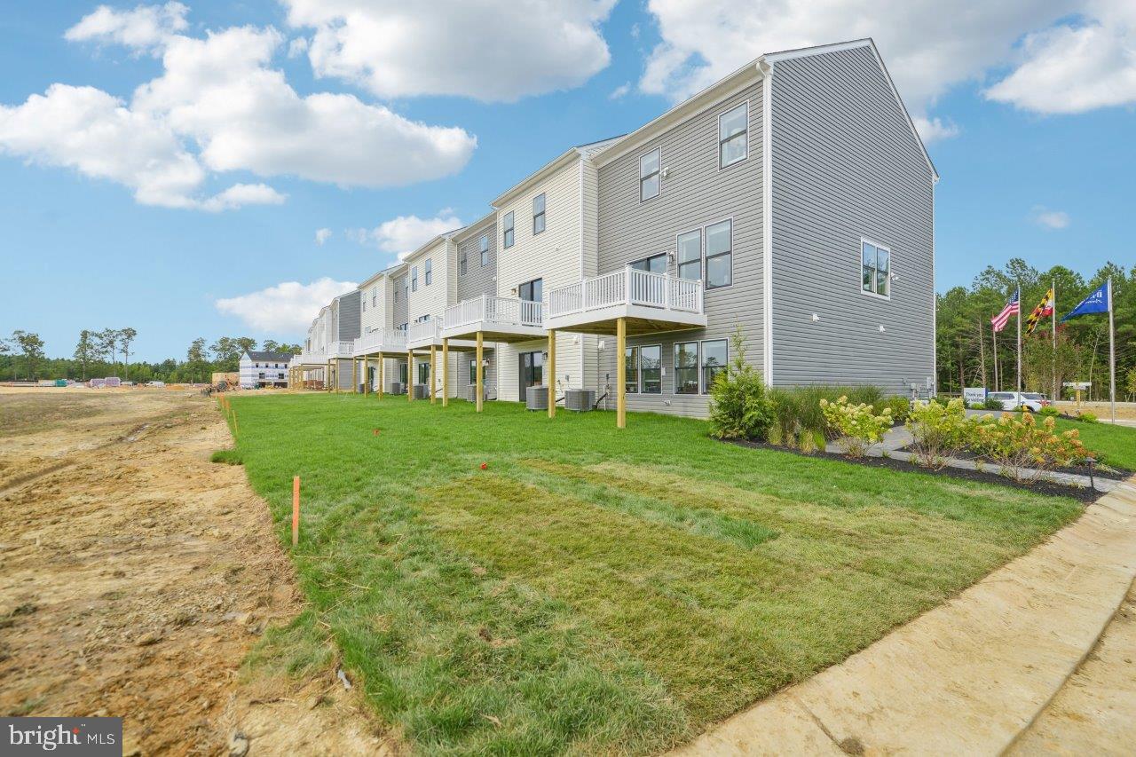 PINEGROVE - Residential