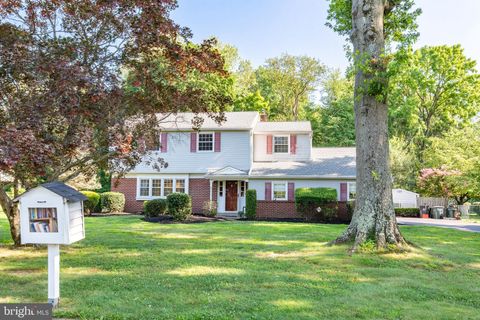 110 AUSTIN DRIVE HOLLAND PA 18966