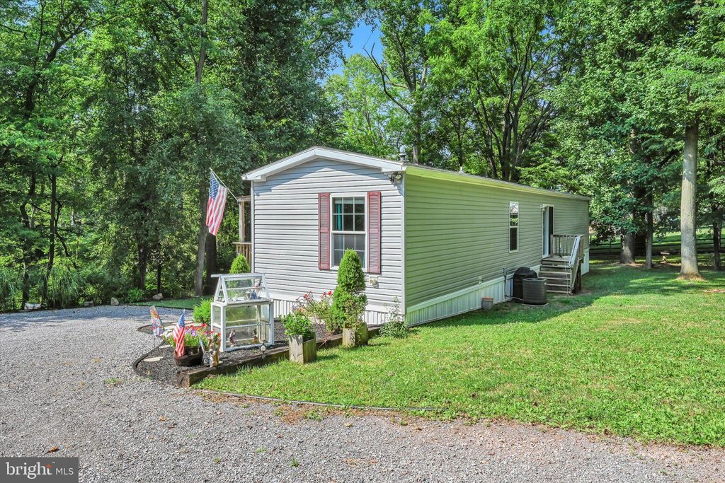 Photo of 591 Hopeland Road, Stevens, PA 17578 (MLS # PALA2054020)