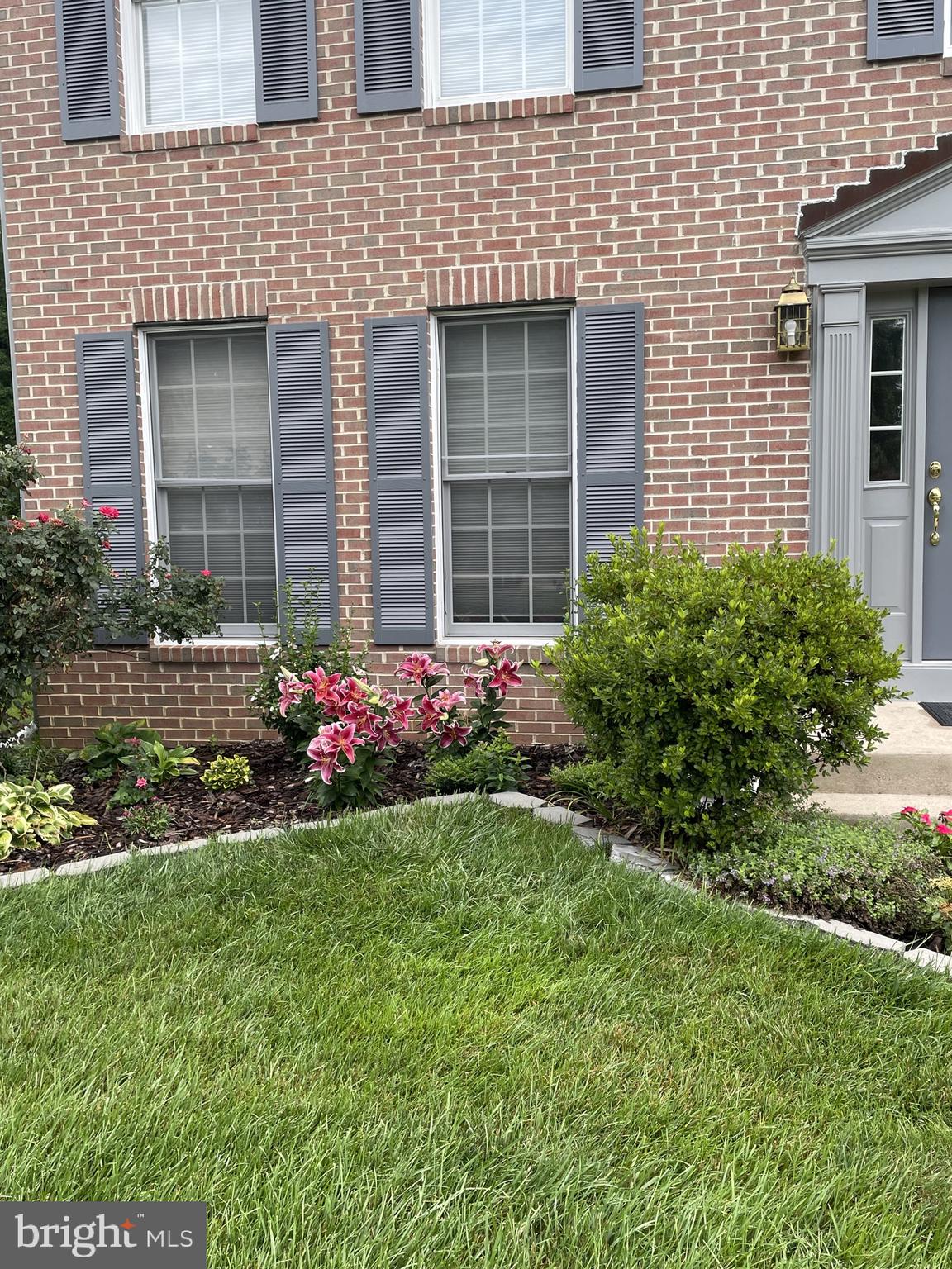 MIDDLEBROOK MANOR - Residential