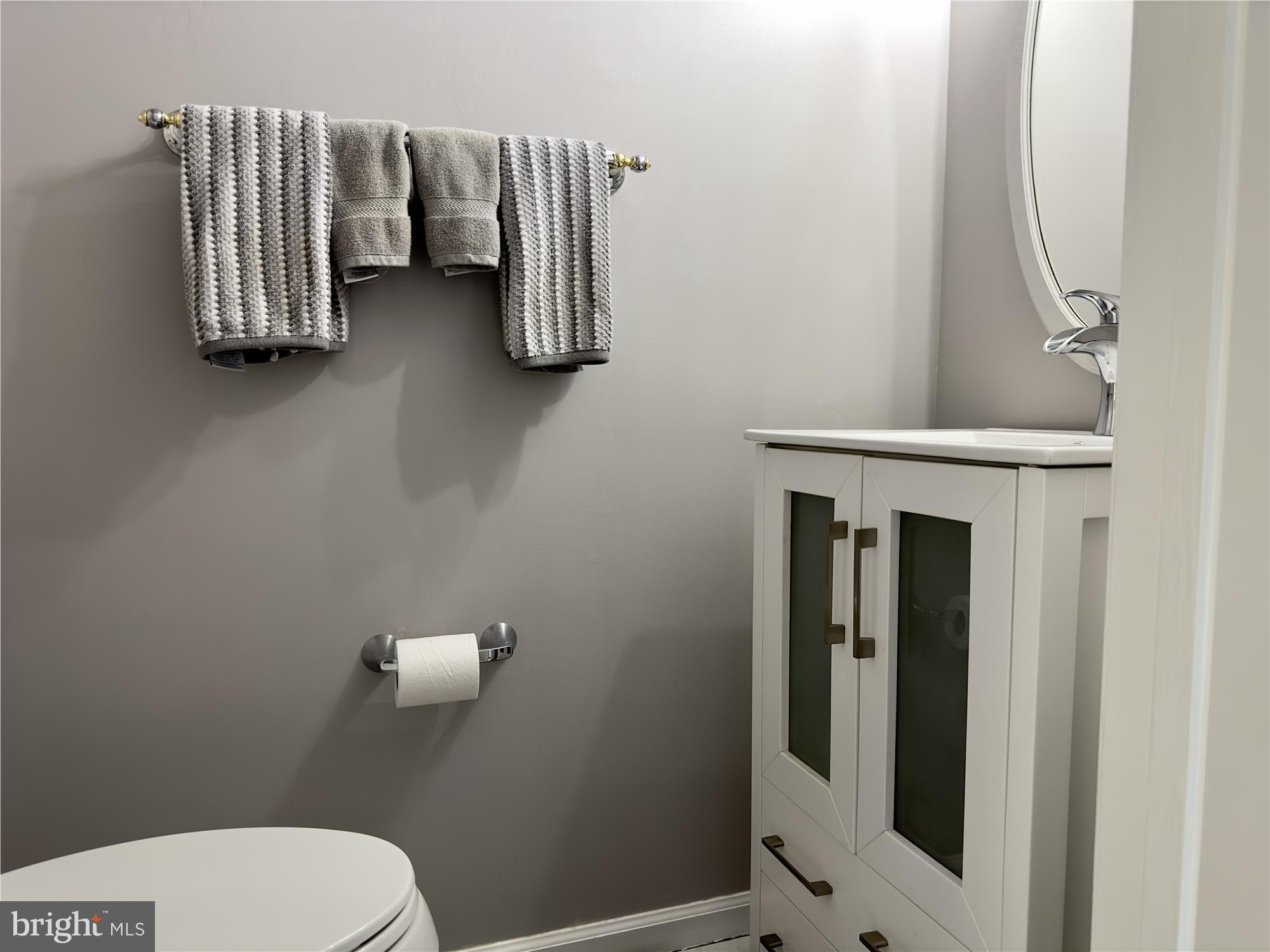 MIDDLEBROOK MANOR - Residential