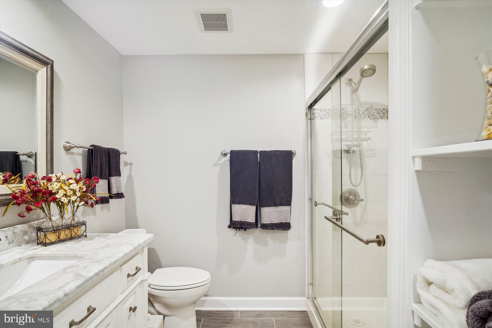 MIDDLEBROOK MANOR - Residential