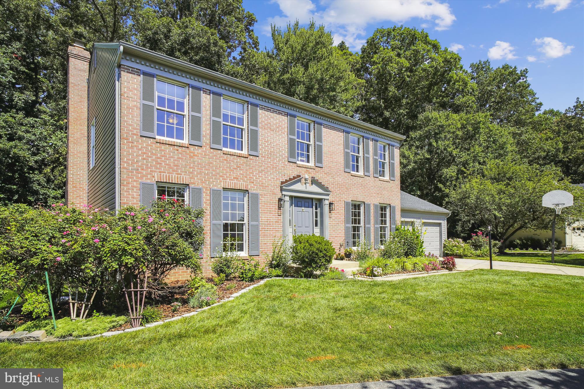 MIDDLEBROOK MANOR - Residential