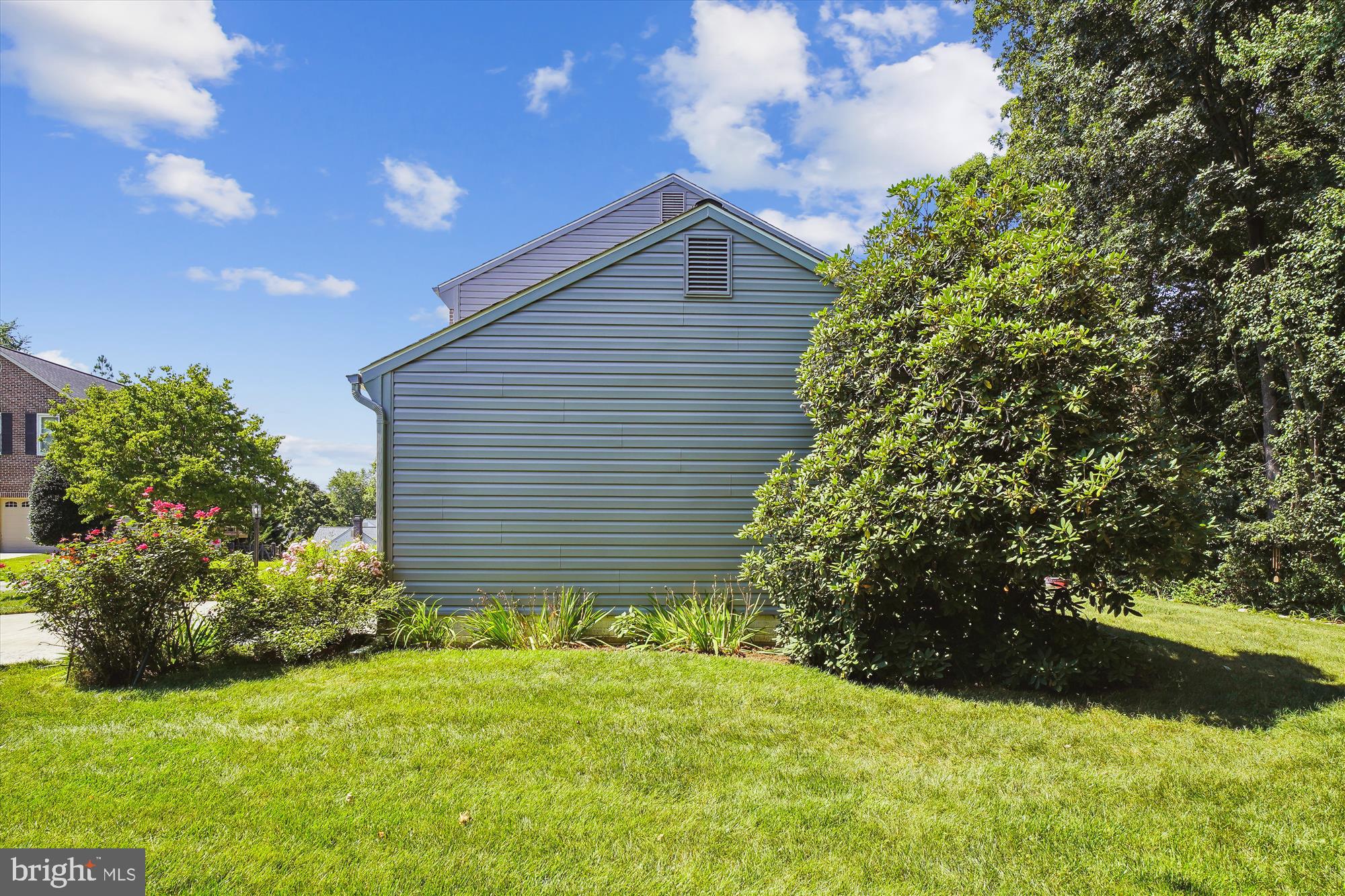 MIDDLEBROOK MANOR - Residential