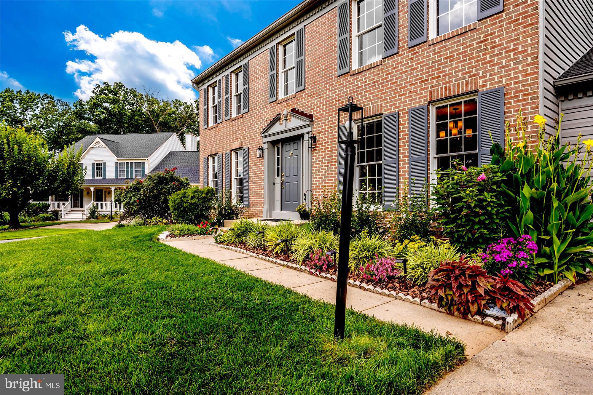 MIDDLEBROOK MANOR - Residential