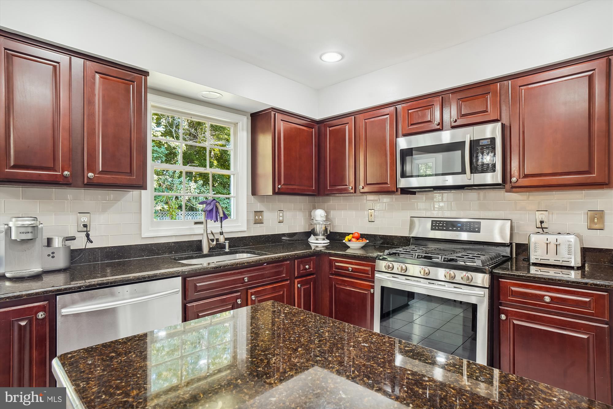 MIDDLEBROOK MANOR - Residential