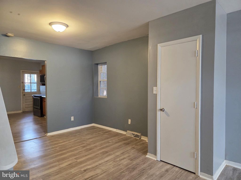 Photo of 423 New Castle Avenue, WILMINGTON, DE 19801 (MLS # DENC2089372)