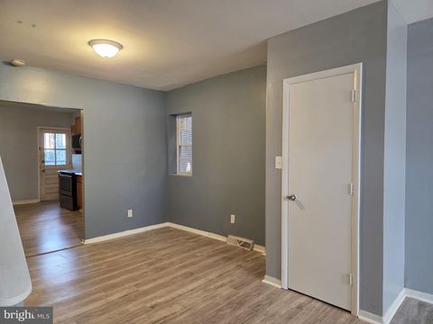 Photo of 423 New Castle Avenue, WILMINGTON, DE 19801 (MLS # DENC2089372)