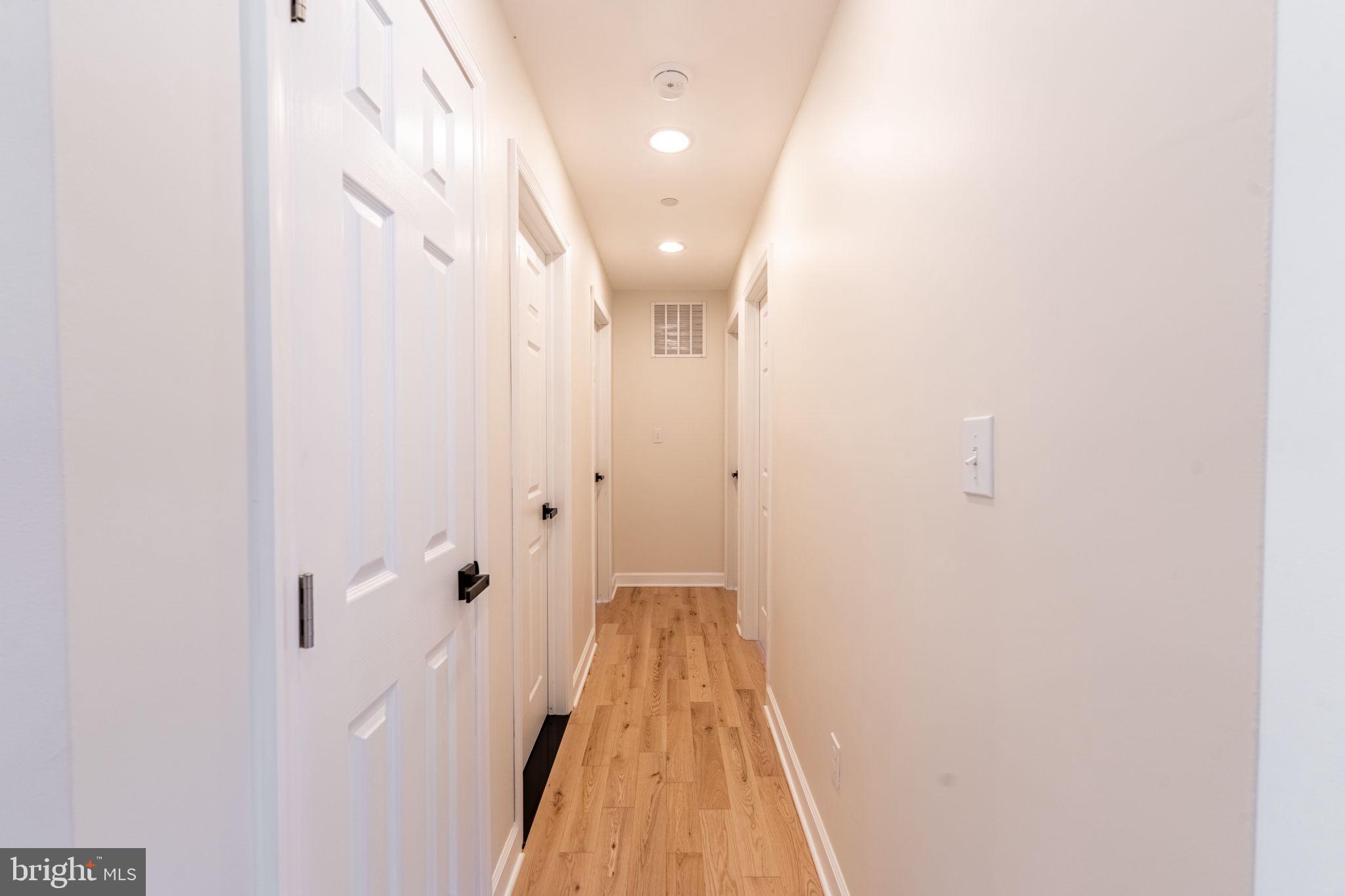 HOLLYWOOD PARK - Residential