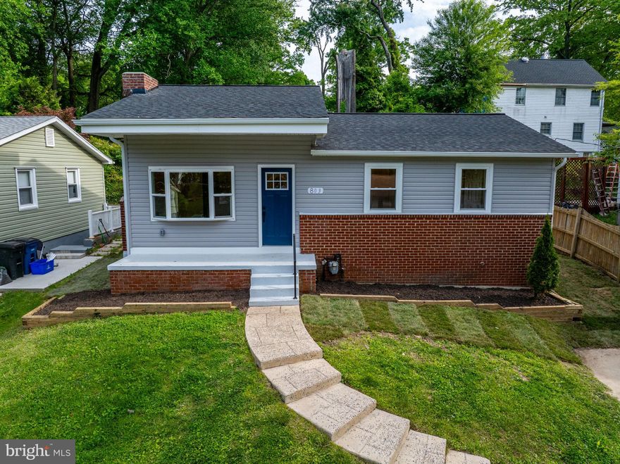 This fully renovated home offers a seamless blend of modern design and high-quality upgrades throughout. From top to bottom, no detail has been overlooked—featuring brand-new windows, updated electrical and plumbing systems, and a newly installed HVAC for year-round comfort and efficiency.
The main level welcomes you with stunning hardwood flooring and an open, airy living room highlighted by impressive 10-foot ceilings with brand sprinkler system. The completely redesigned kitchen is a true centerpiece, showcasing elegant quartz countertops, a stylish backsplash, brand-new shaker cabinetry, and a full suite of new Samsung appliances—perfect for both everyday living and entertaining.
Bathrooms have been beautifully updated with contemporary finishes, creating spa-like spaces throughout the home. Downstairs, the fully finished walk-out basement expands your living space with durable luxury vinyl flooring, two additional bedrooms, and a full bathroom—ideal for guests, extended family, or flexible use.