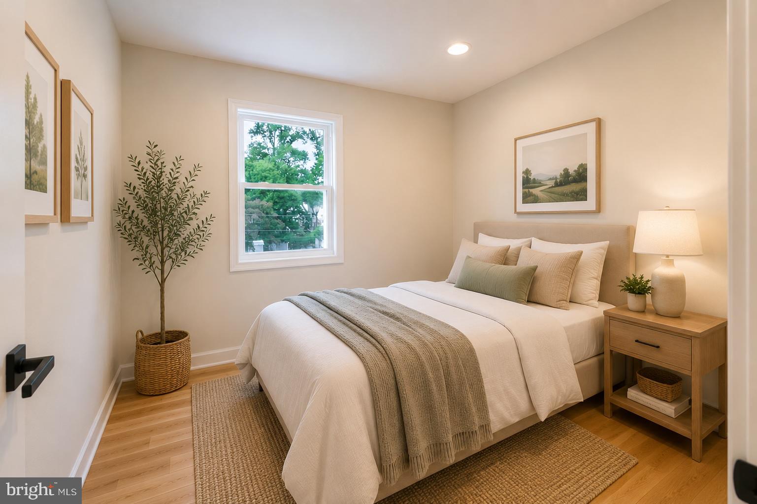 HOLLYWOOD PARK - Residential