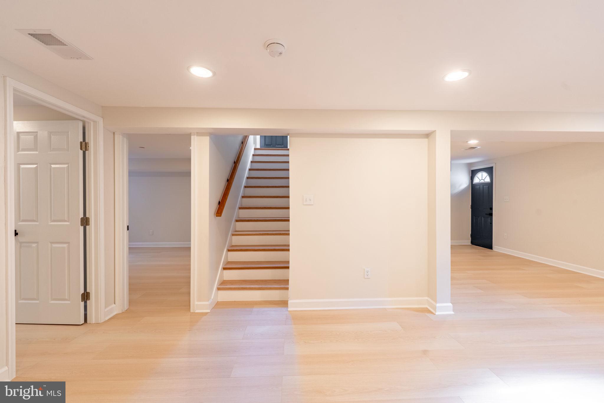HOLLYWOOD PARK - Residential