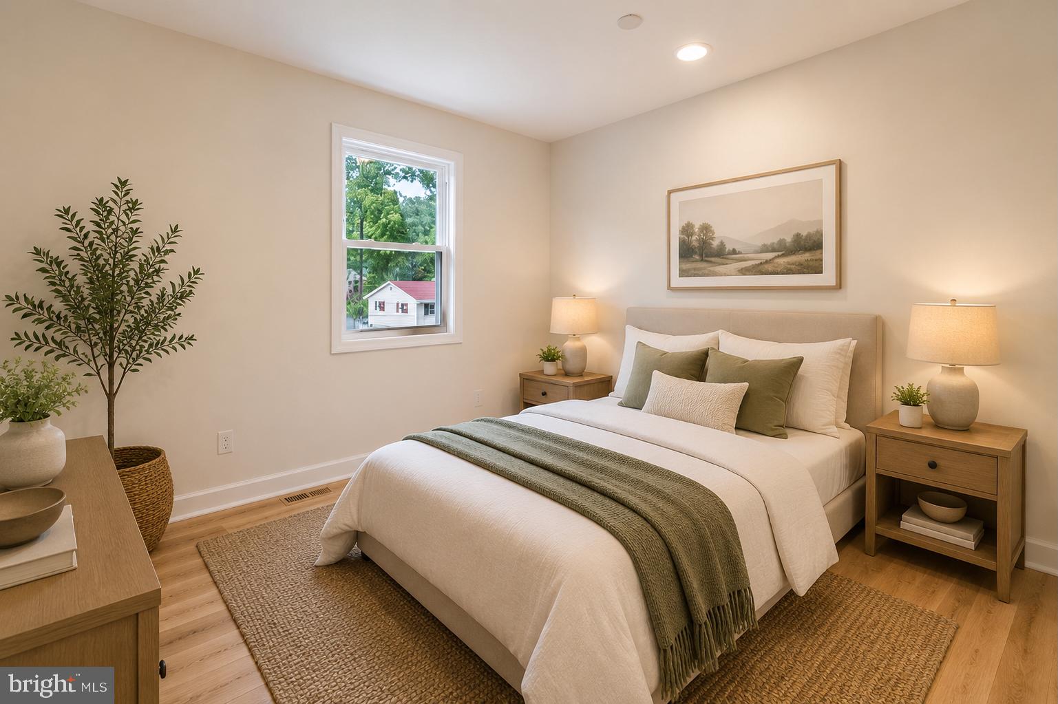 HOLLYWOOD PARK - Residential