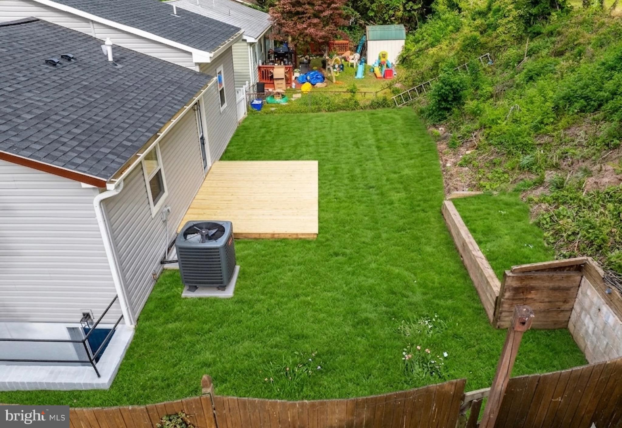 HOLLYWOOD PARK - Residential