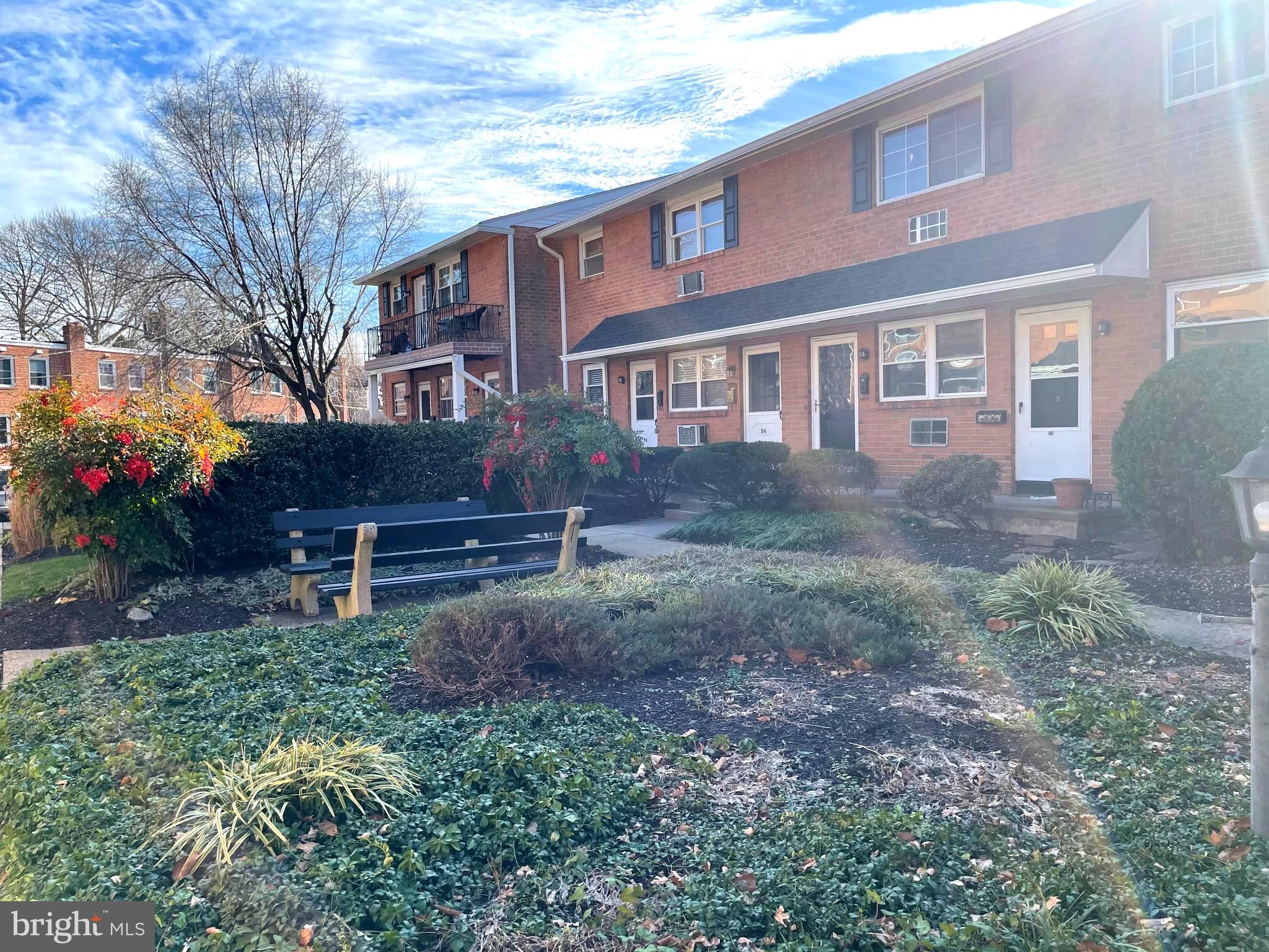 340 WOODLAWN TERRACE C4