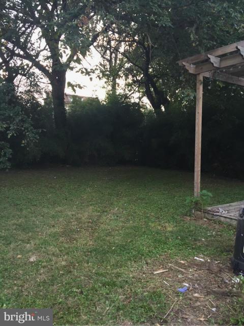 MT RAINIER- RHODE ISL AV - Residential