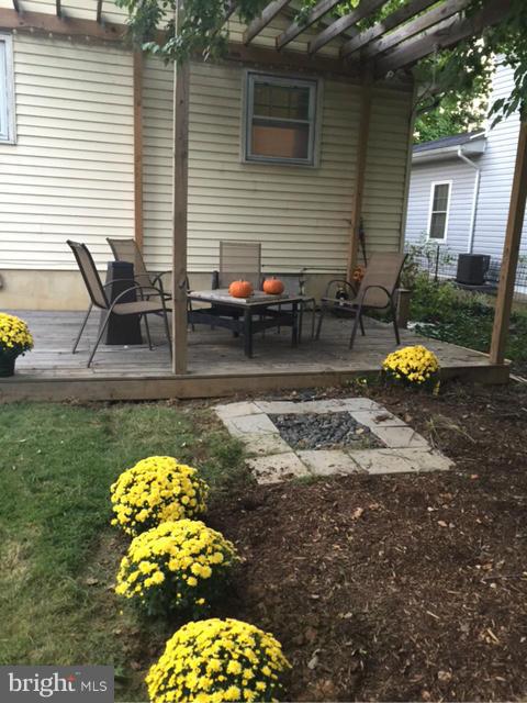 MT RAINIER- RHODE ISL AV - Residential