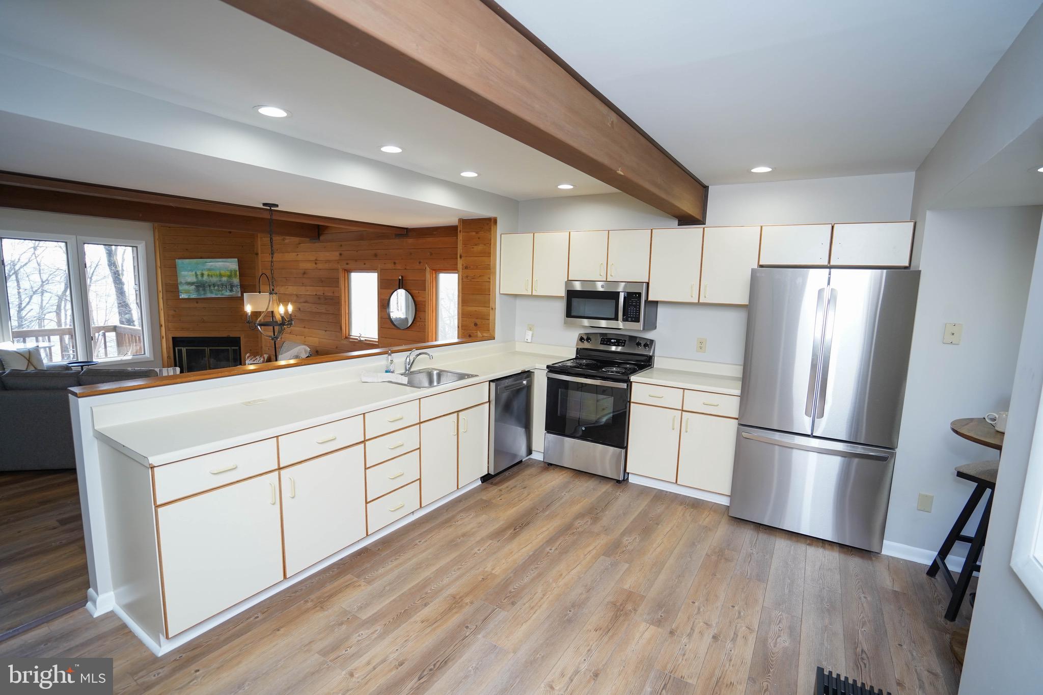 VILLAGES OF WISP - Residential