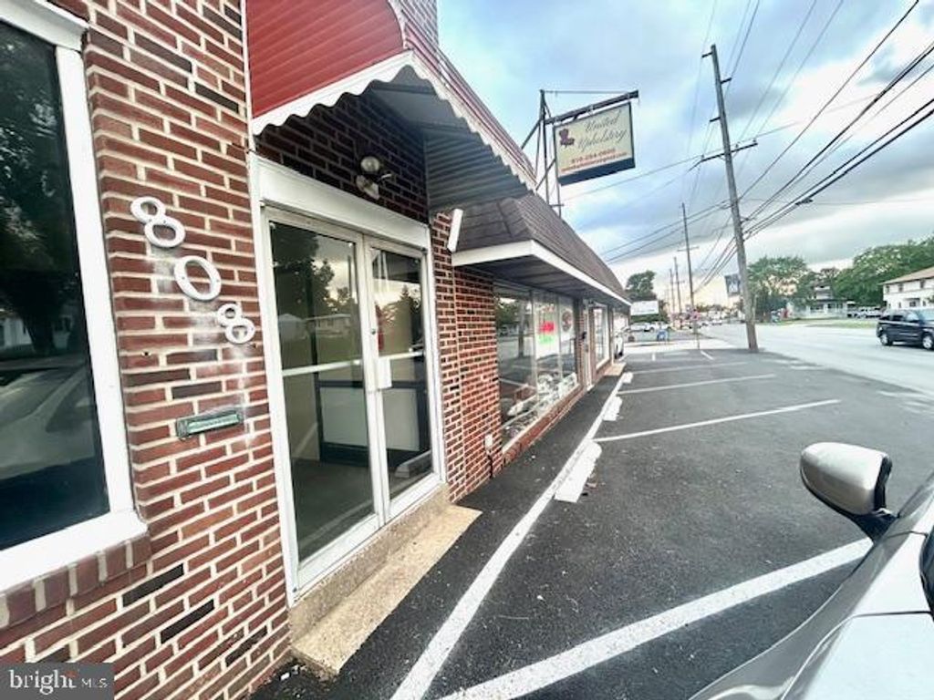 Photo of 808 Macdade Boulevard, FOLSOM, PA 19033 (MLS # PADE2107154)