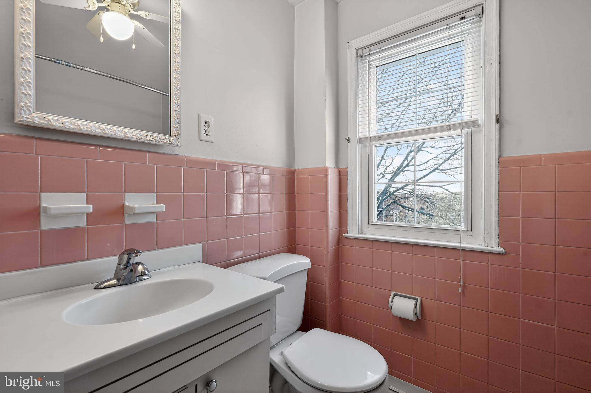 MAYFAIR (EAST) - Residential