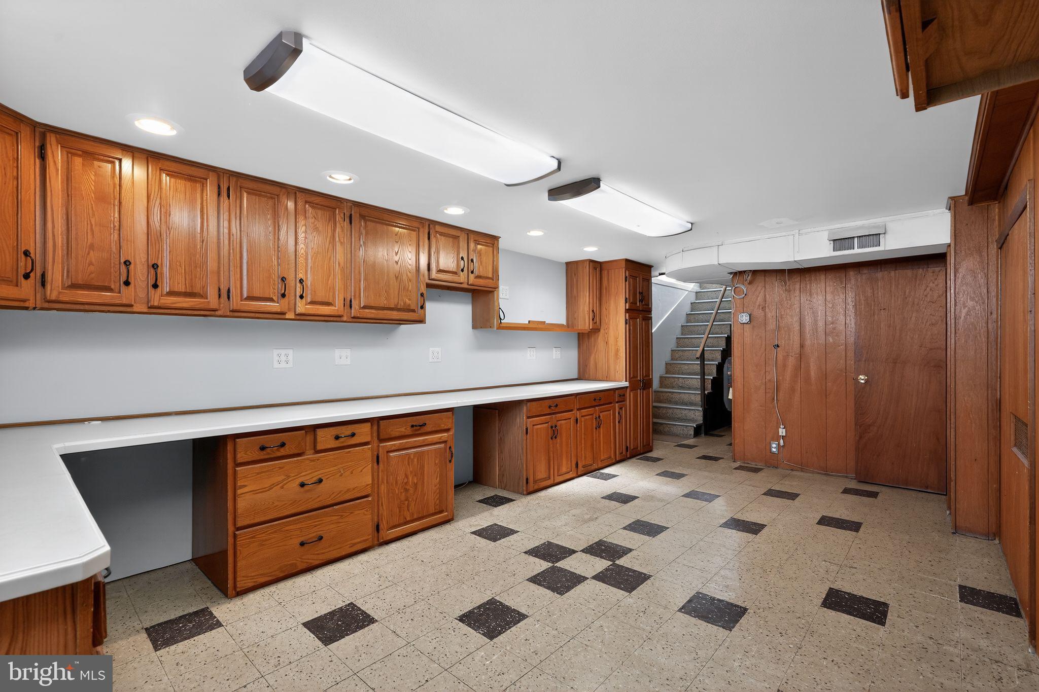 MAYFAIR (EAST) - Residential