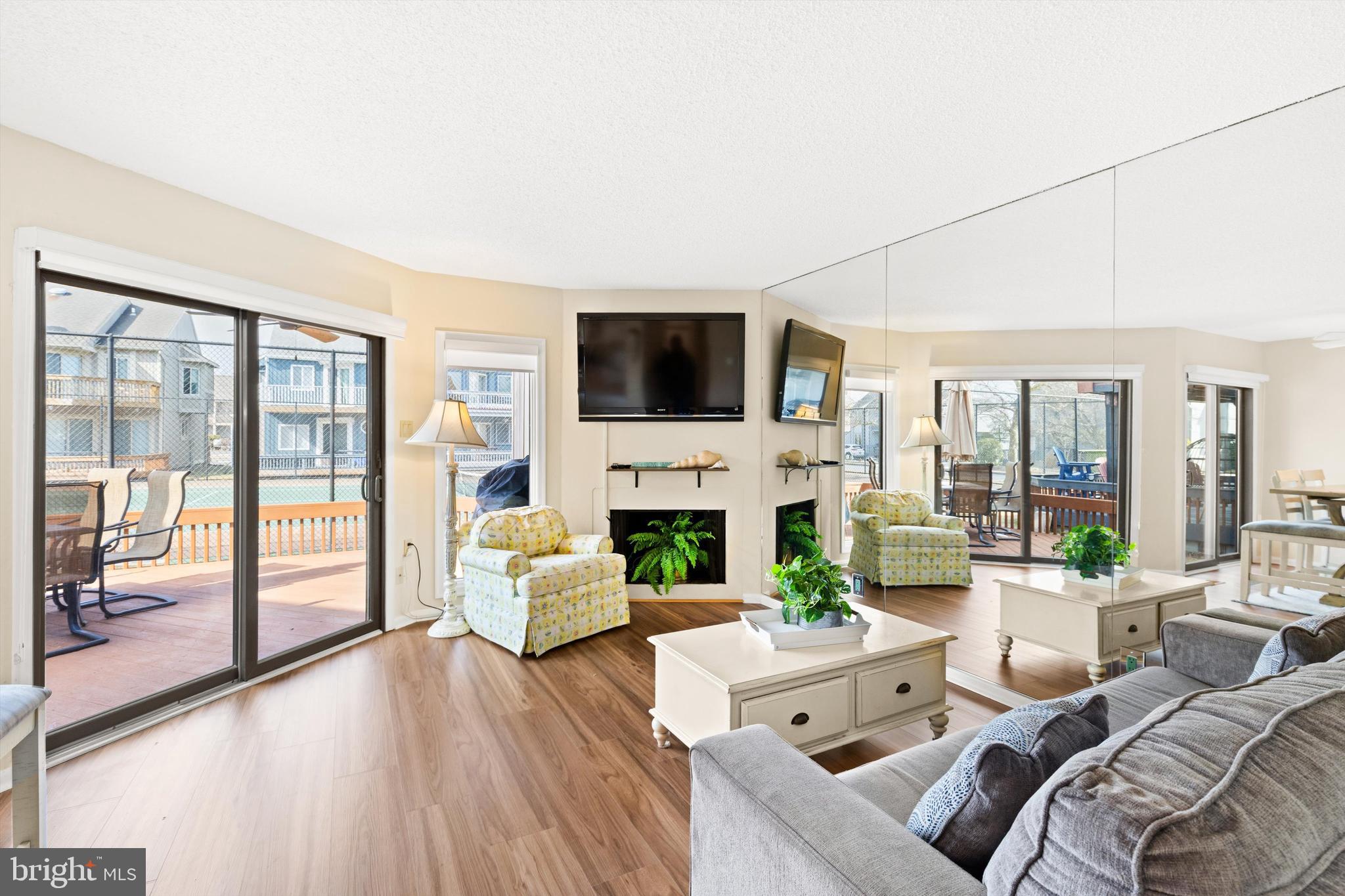 3105 WINDJAMMER LANE 75 RUNAWAY BAY