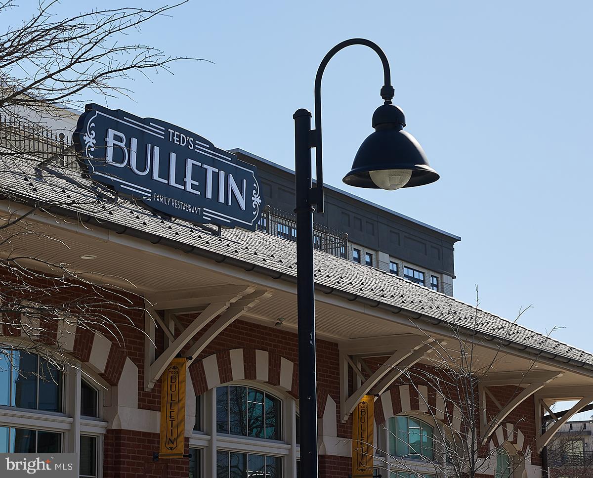 CROWN FARM - Residential Lease