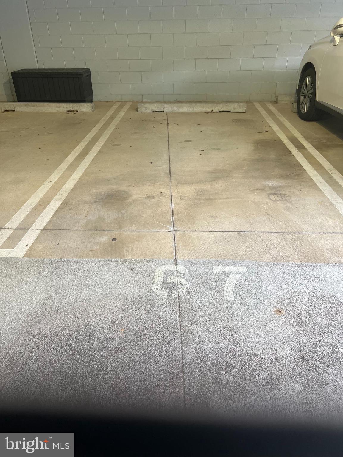 CROWN FARM - Residential Lease