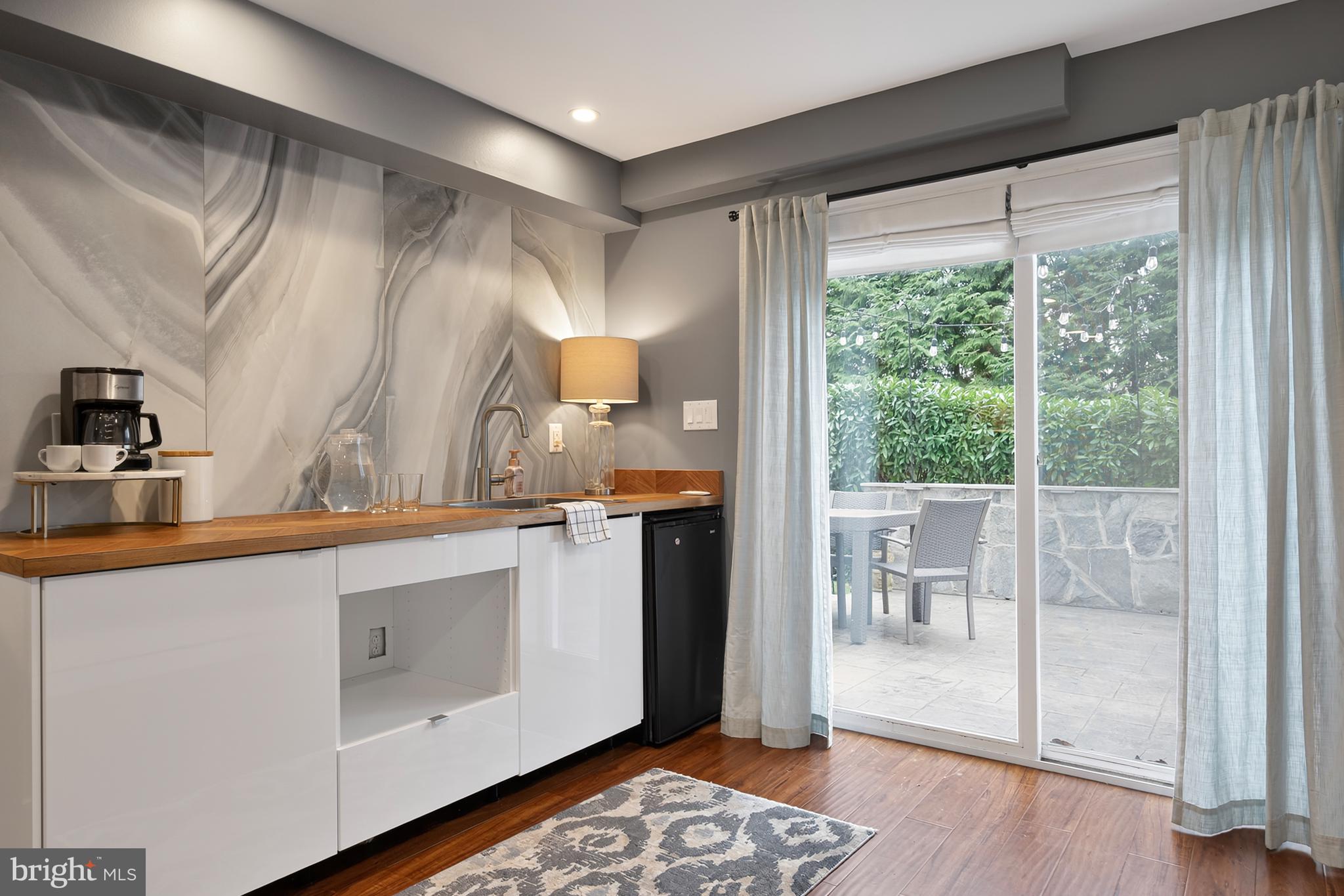 WILTON WOODS - Residential