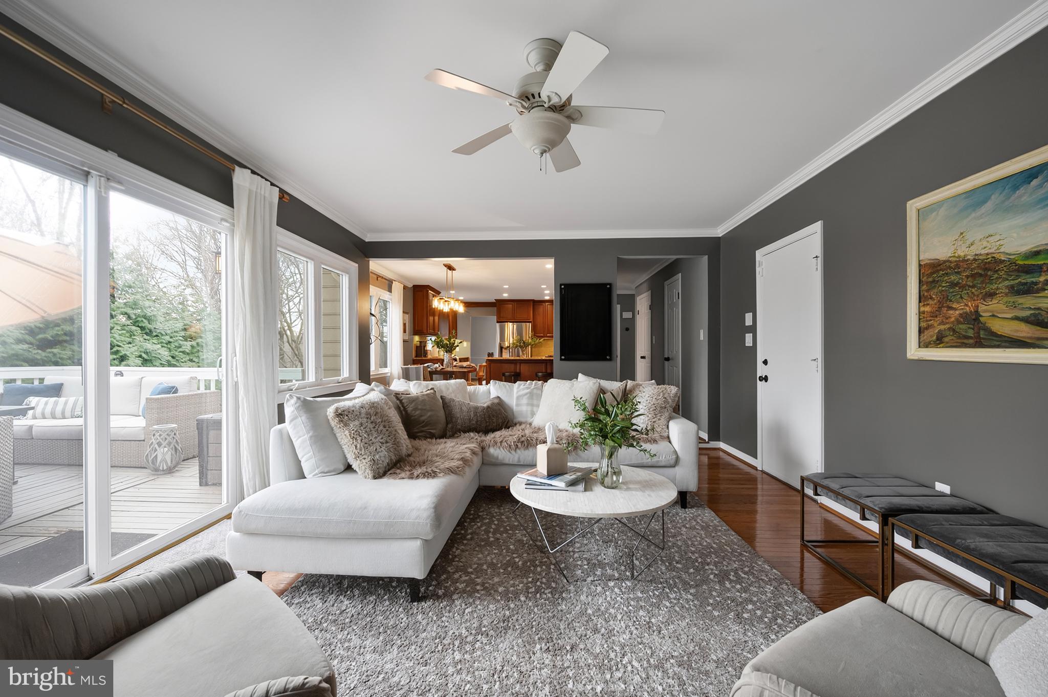 WILTON WOODS - Residential