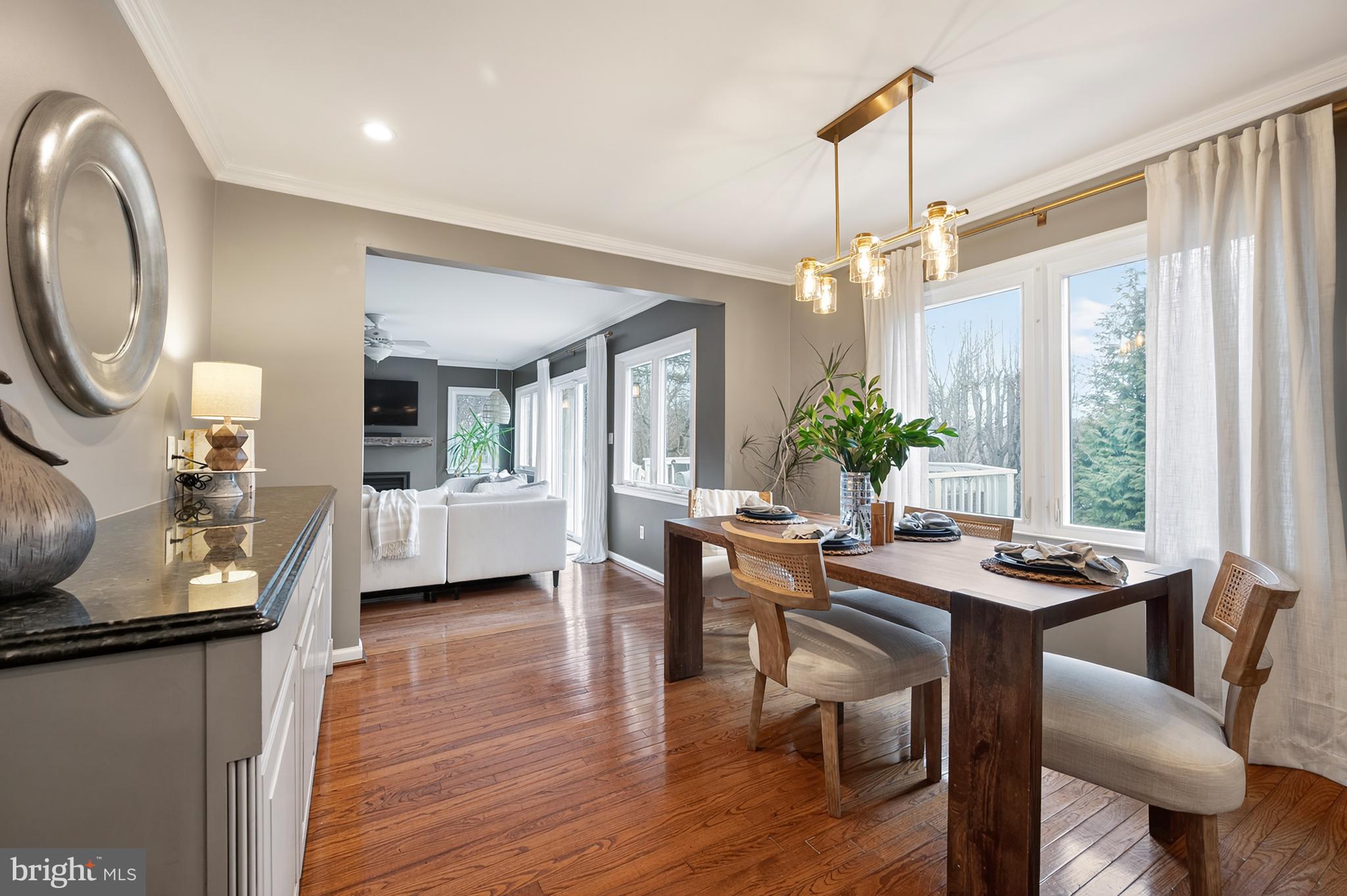 WILTON WOODS - Residential