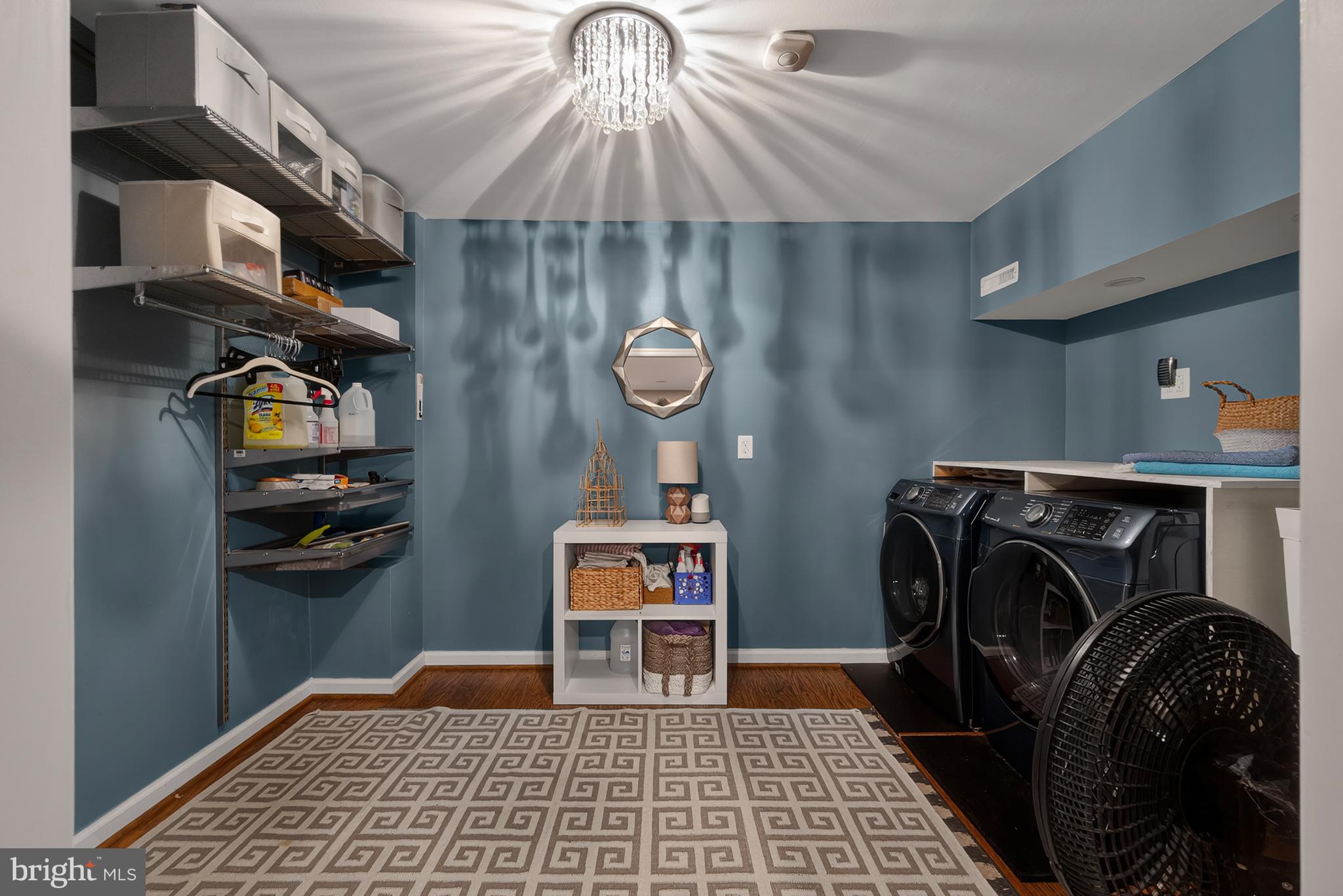 WILTON WOODS - Residential