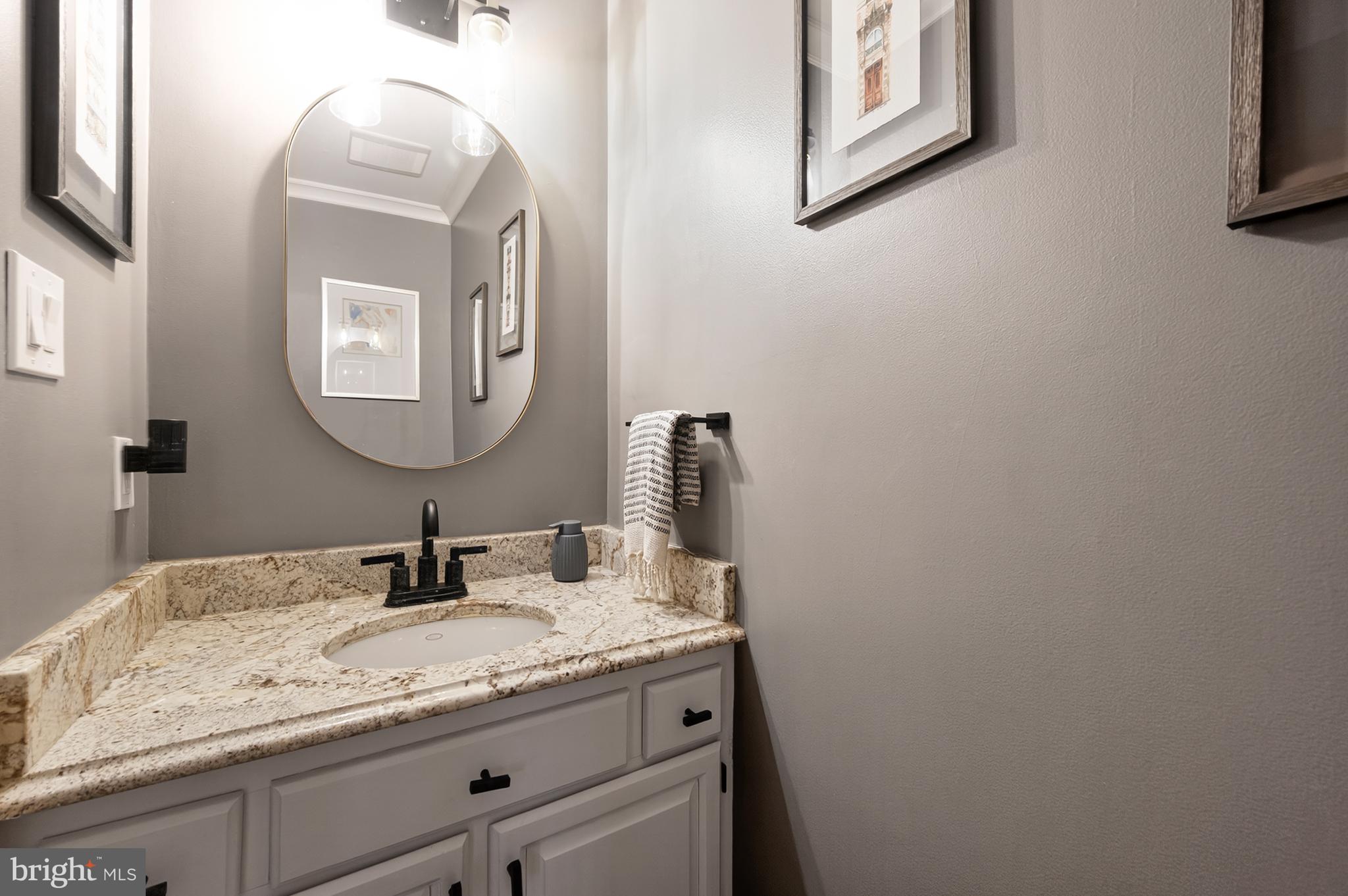 WILTON WOODS - Residential