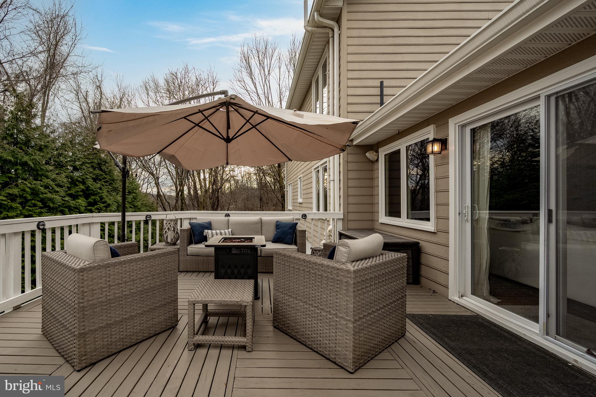 WILTON WOODS - Residential