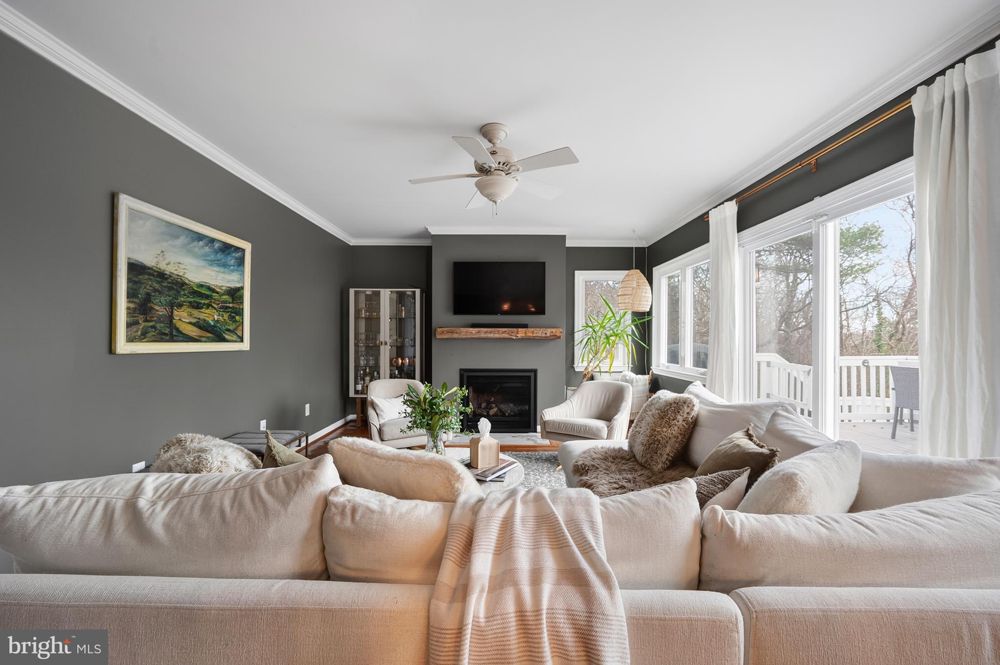 WILTON WOODS - Residential