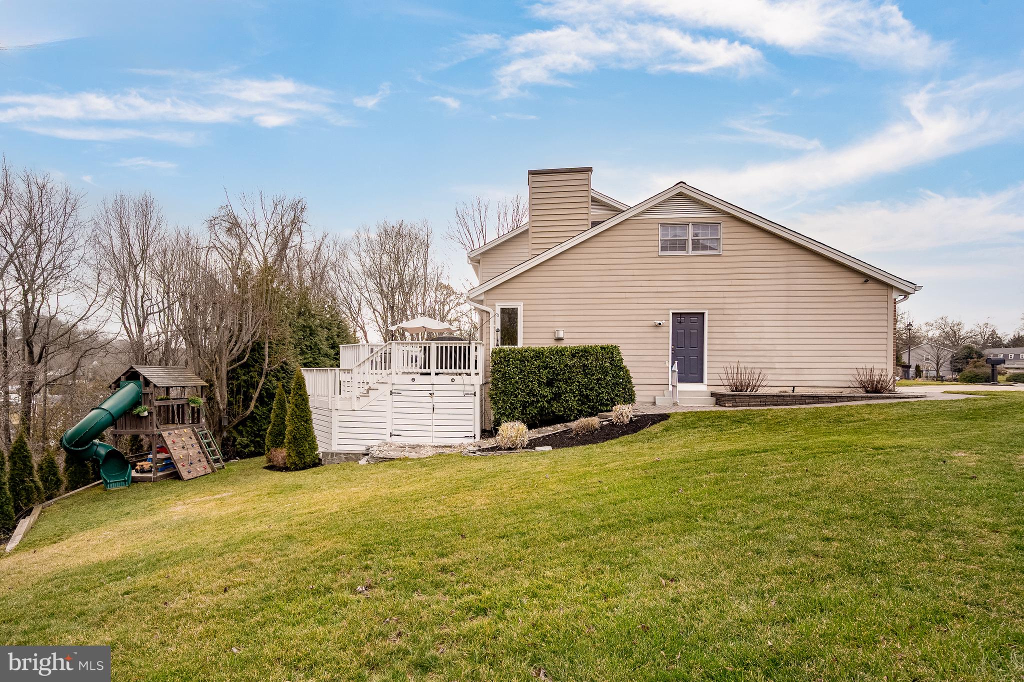 WILTON WOODS - Residential