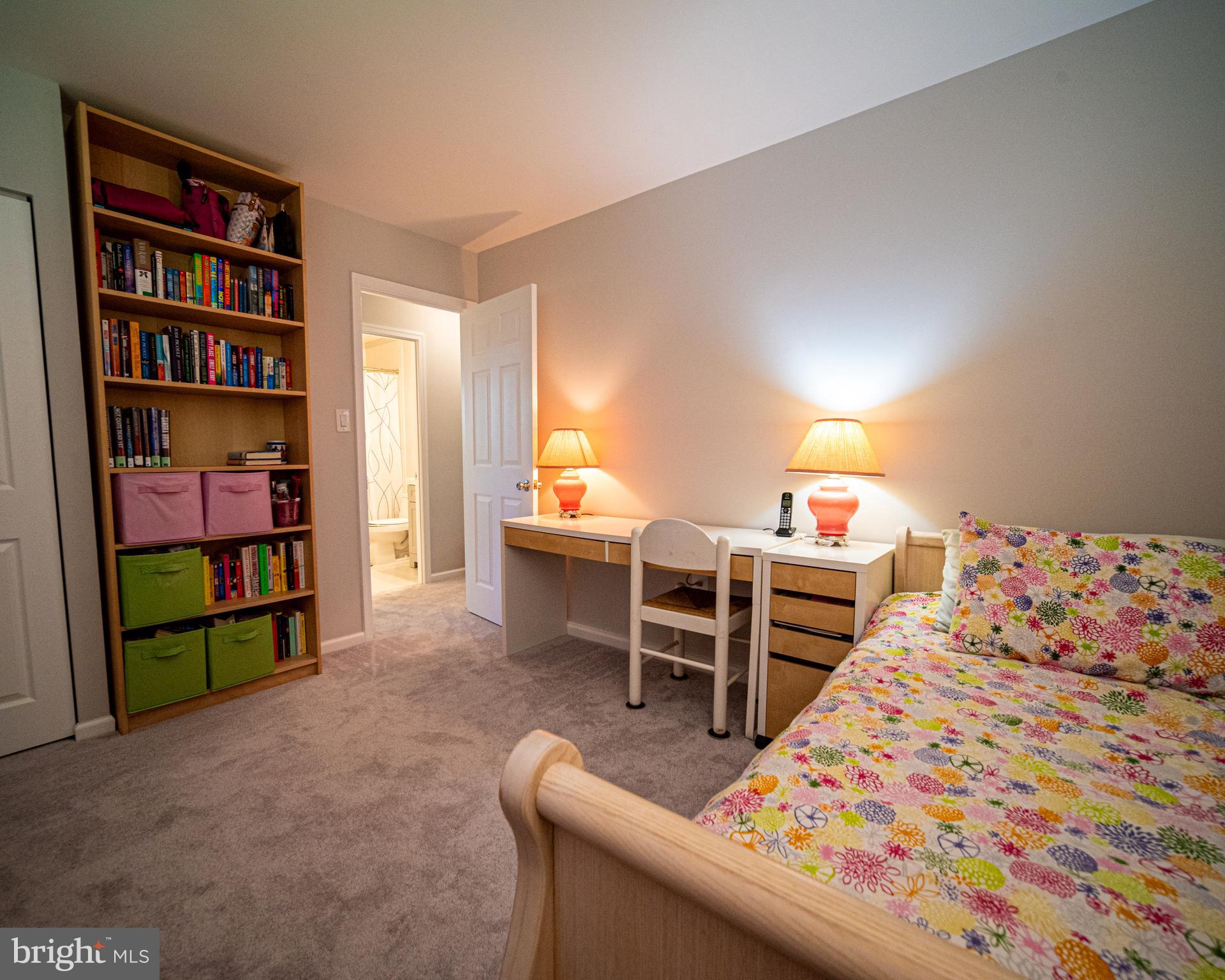 SADDLEBROOK - Residential
