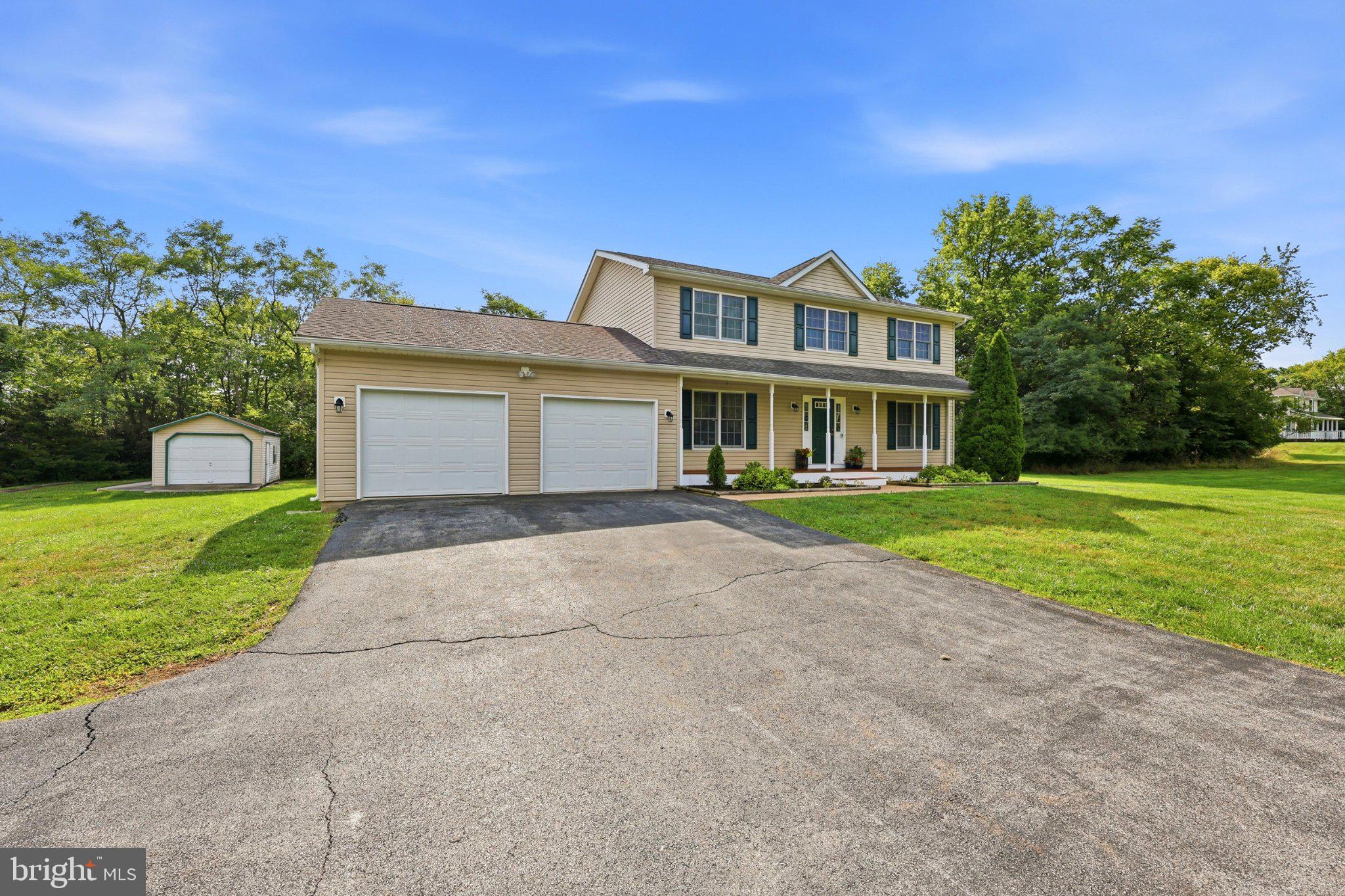 128 SUNFLOWER DRIVE