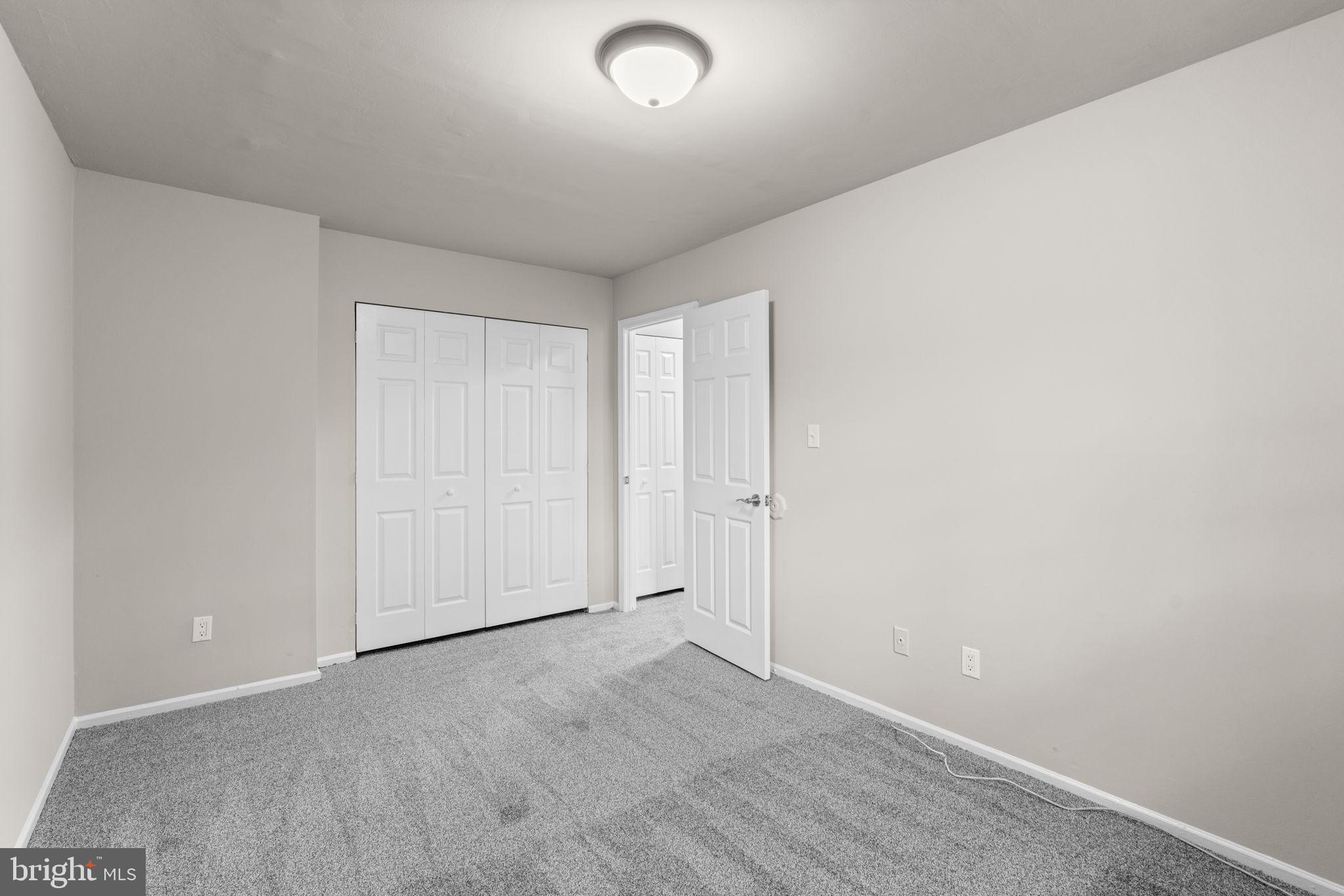 OAKWOOD VILLAGE - Residential Lease