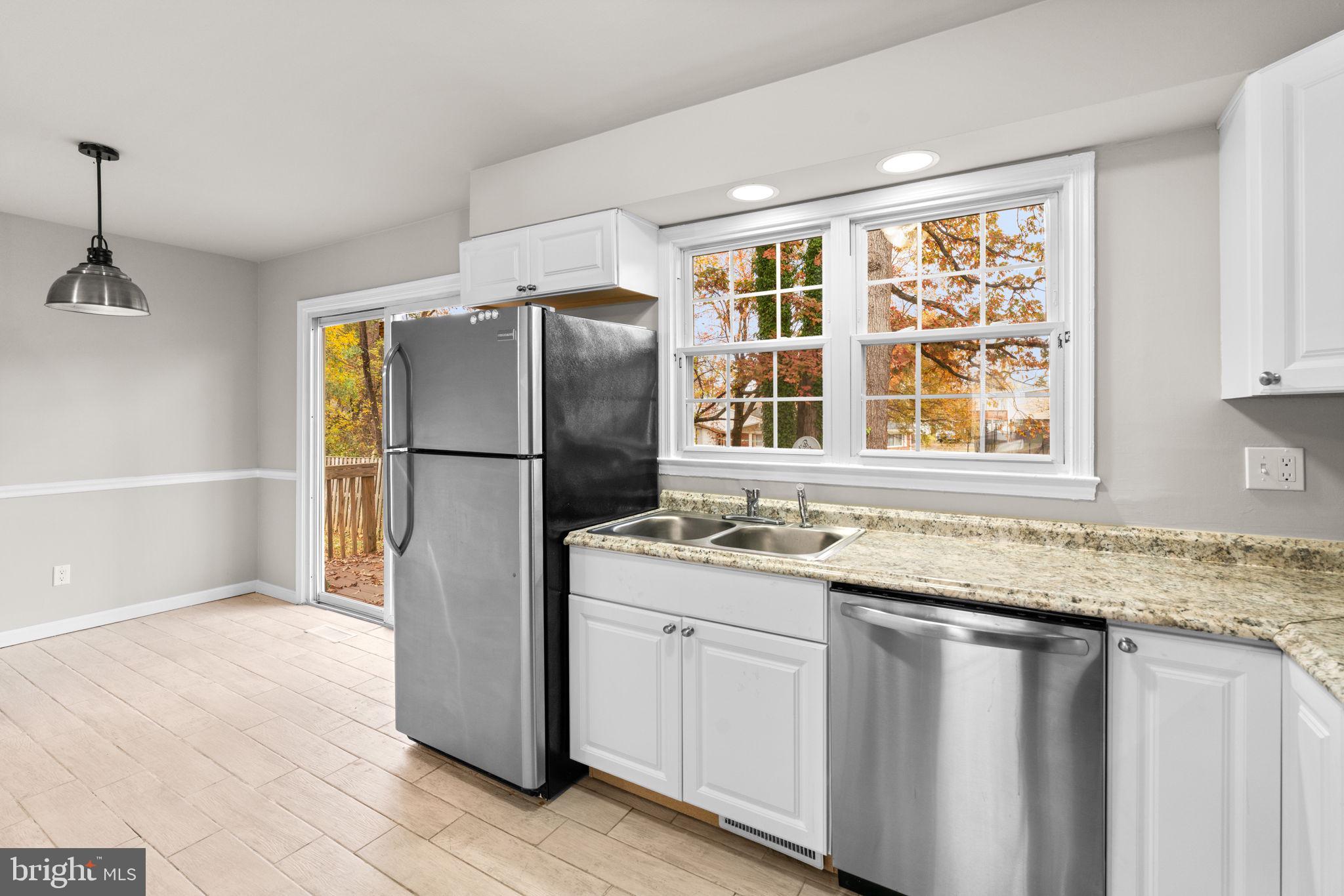 OAKWOOD VILLAGE - Residential Lease