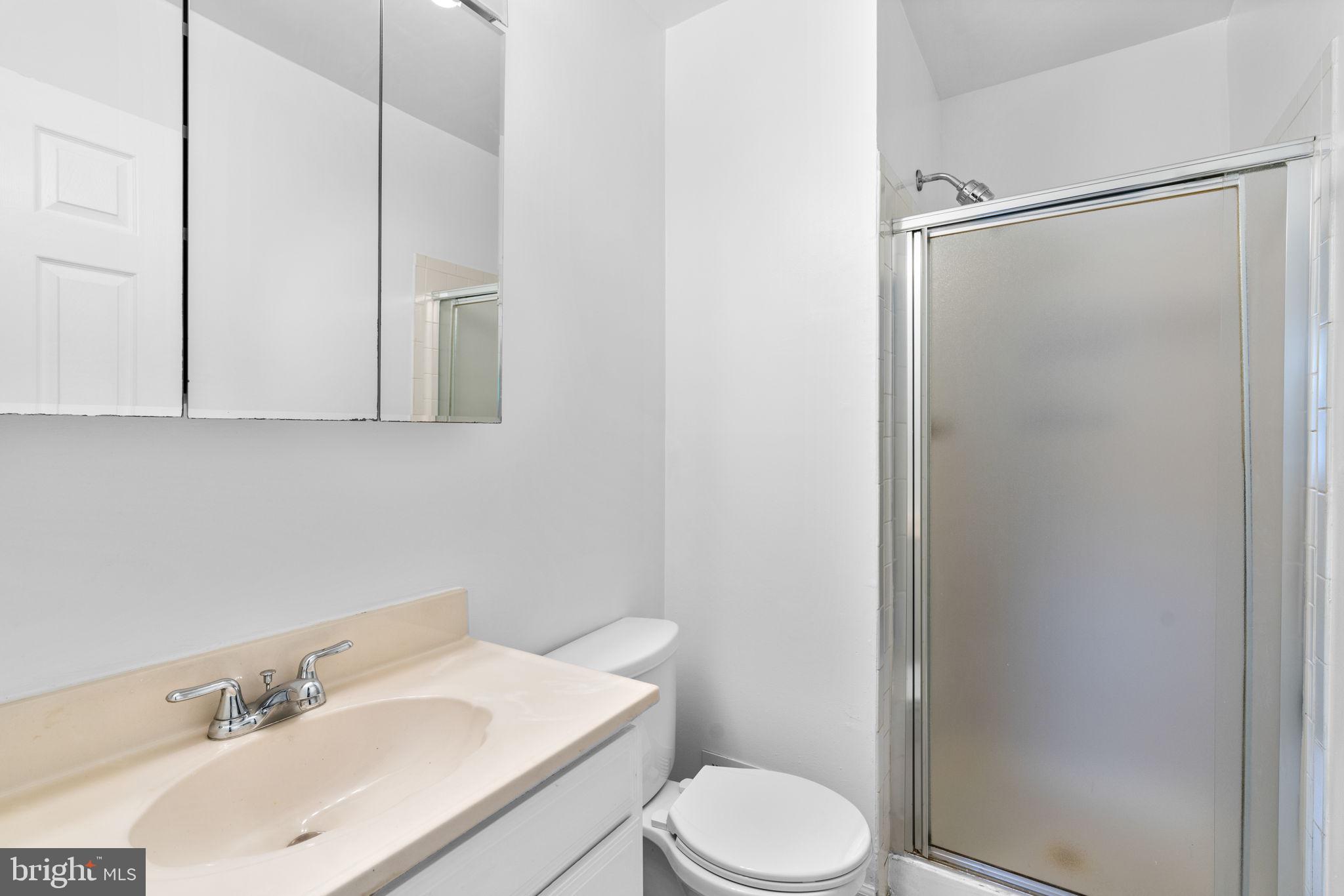 OAKWOOD VILLAGE - Residential Lease