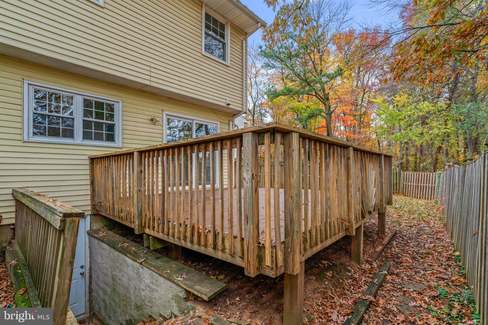 OAKWOOD VILLAGE - Residential Lease