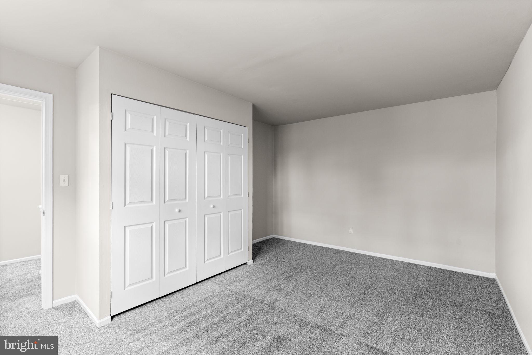 OAKWOOD VILLAGE - Residential Lease