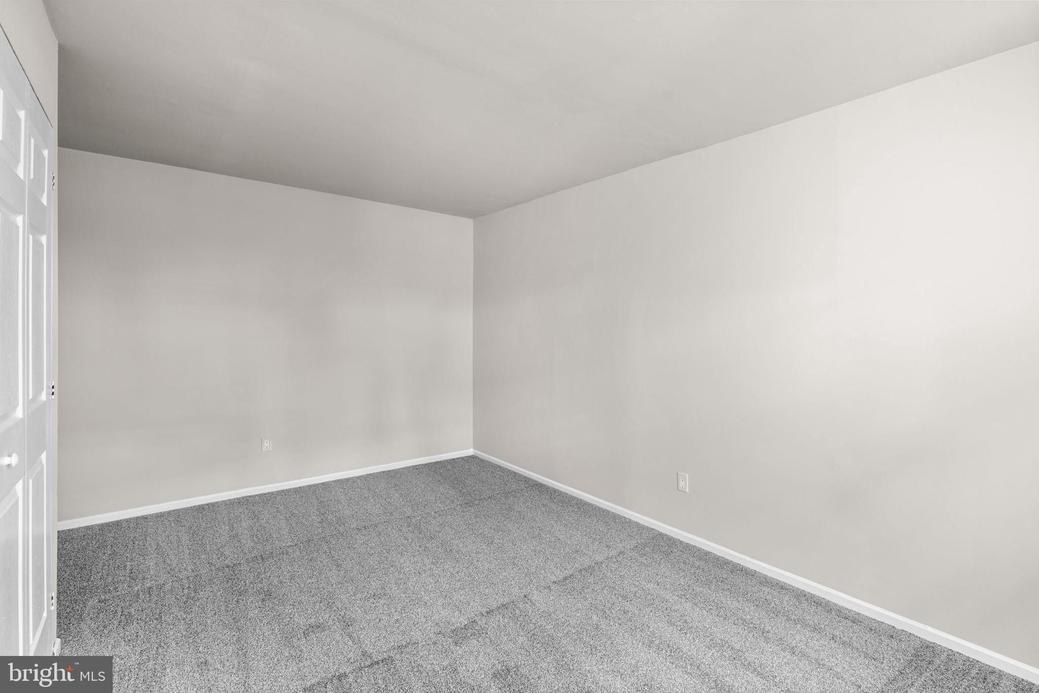 OAKWOOD VILLAGE - Residential Lease