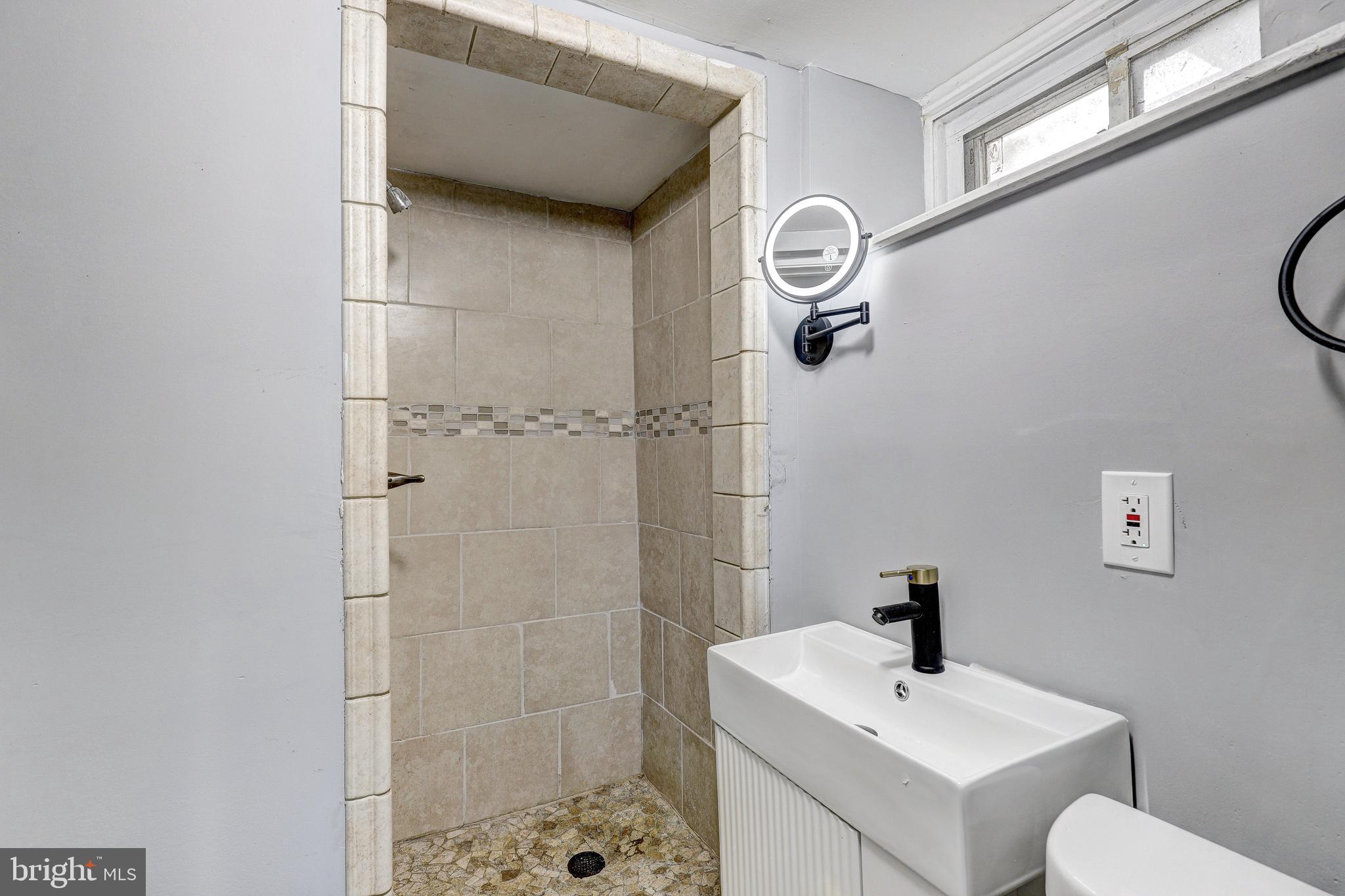 BURLEITH - LEIGHTON - Residential