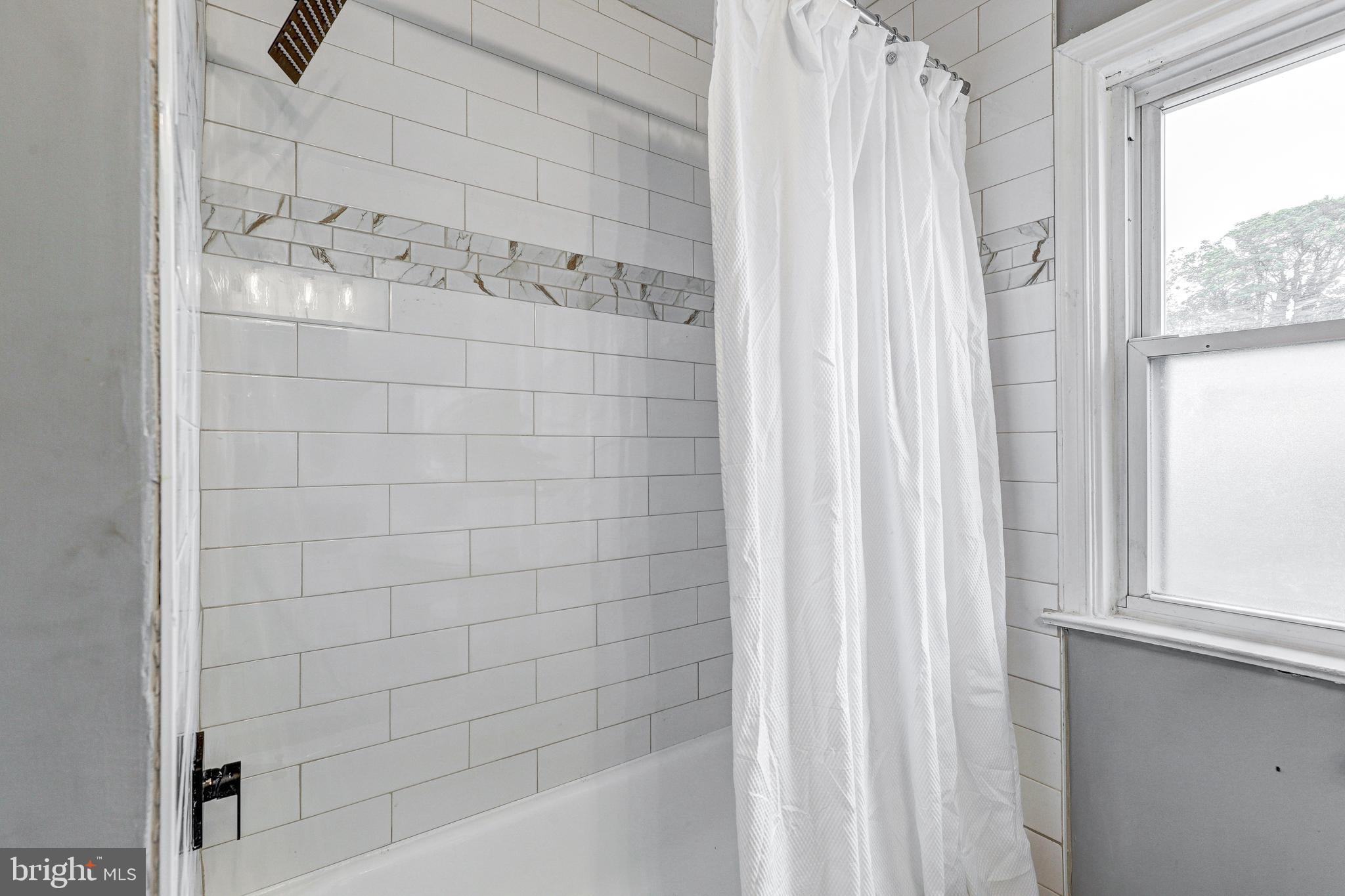BURLEITH - LEIGHTON - Residential